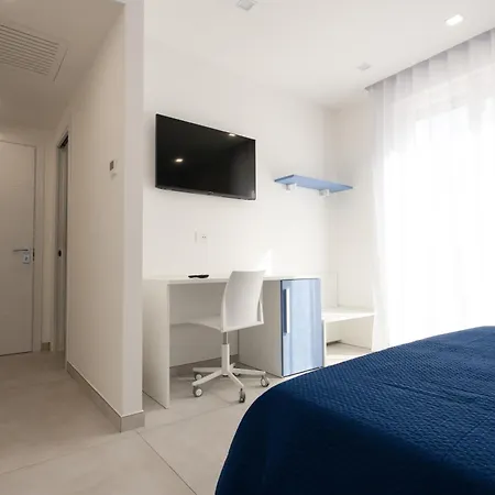 Dimora Al Campanile Bed & Breakfast 4*