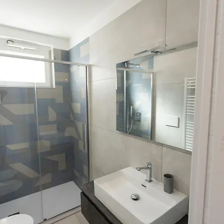 Dimora Al Campanile Bed & Breakfast 4*