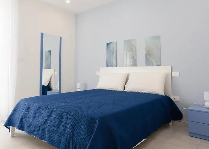 Dimora Al Campanile فندق مبيت وإفطار 3*