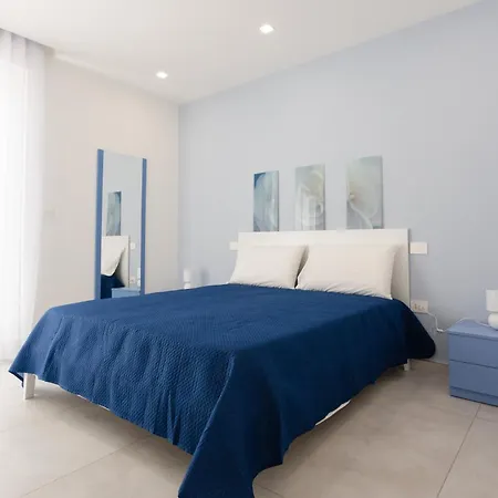 Dimora Al Campanile فندق مبيت وإفطار 3*
