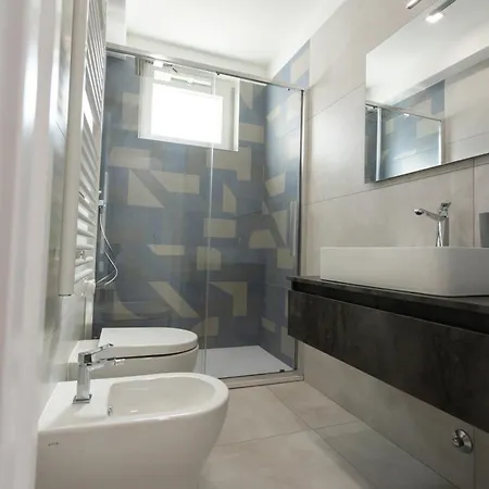 فندق مبيت وإفطار Dimora Al Campanile 3*