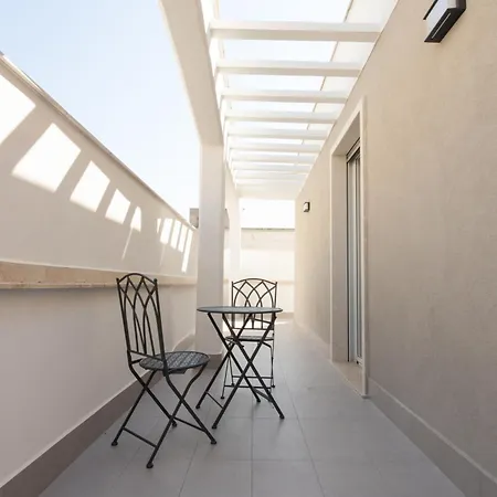 Alojamento de Acomodação e Pequeno-almoço Dimora Al Campanile Manfredónia