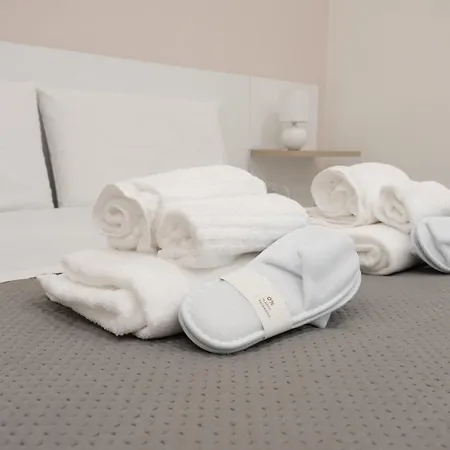 Dimora Al Campanile فندق مبيت وإفطار 3*